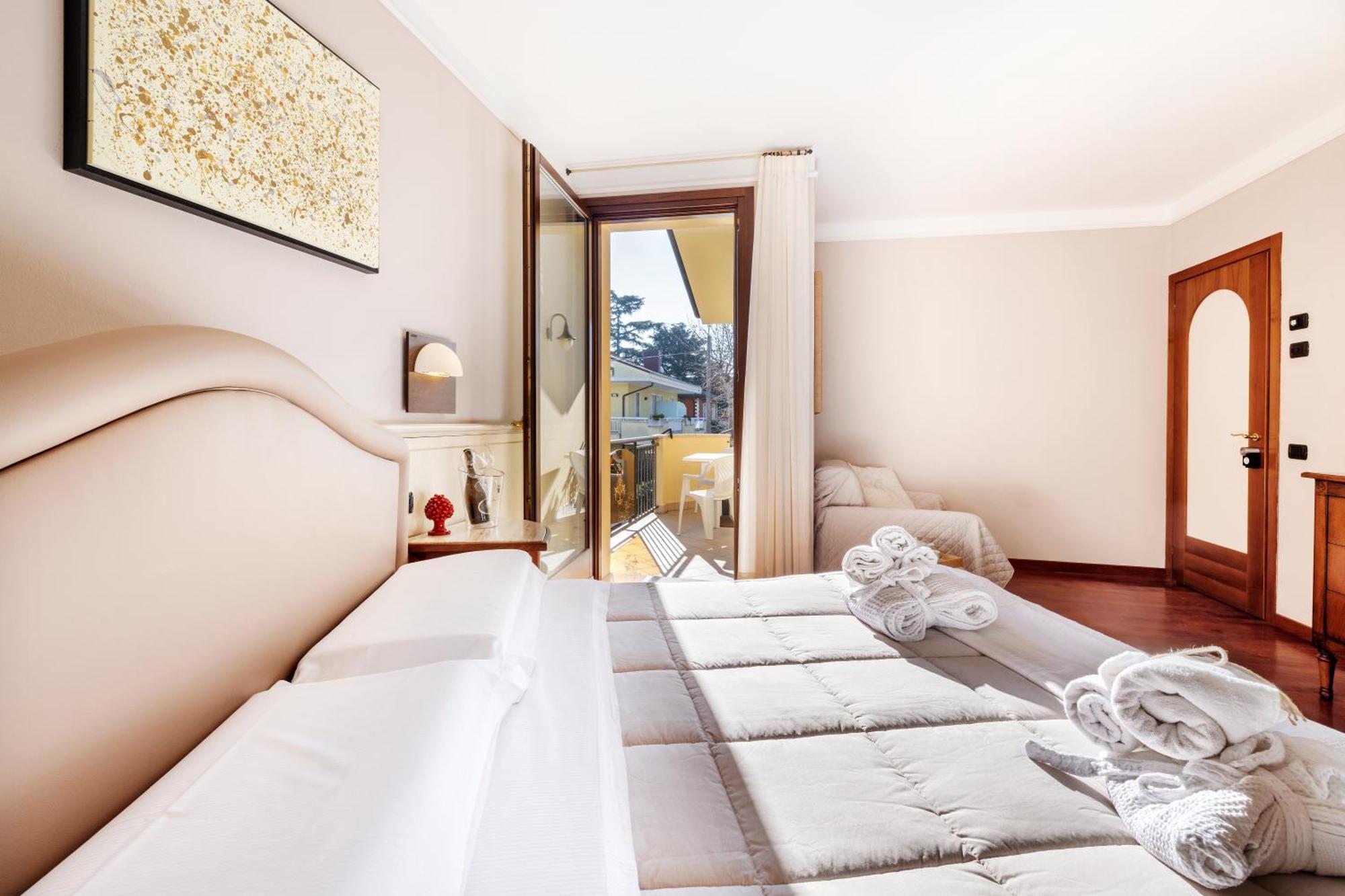 Le Rose - Suites E Breakfast A 5 Min Dal Mare E Misano World Circuit Misano Adriatico Zewnętrze zdjęcie